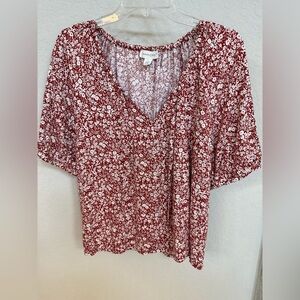 Treasure and bond small, full sleeved top